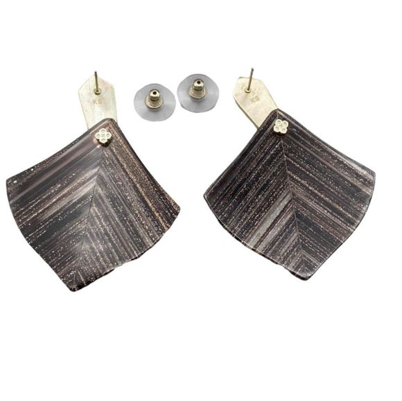 KENDRA SCOTT "Aislinn" Necklace and "Astoria" Earrings in Brown Dust - Picture 10 of 16